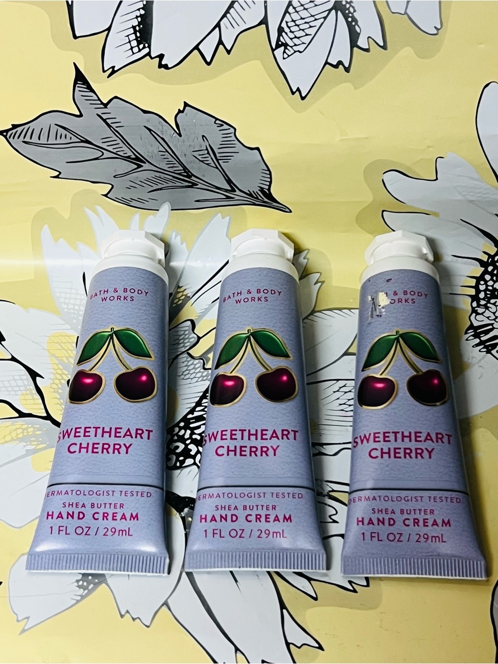 Bath & Body Works Sweetheart Cherry Hand Cream 1 oz Lot of 3 New